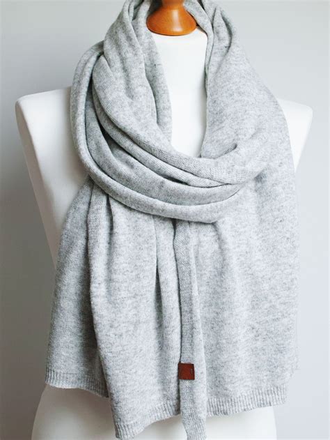 gray scarf for women.